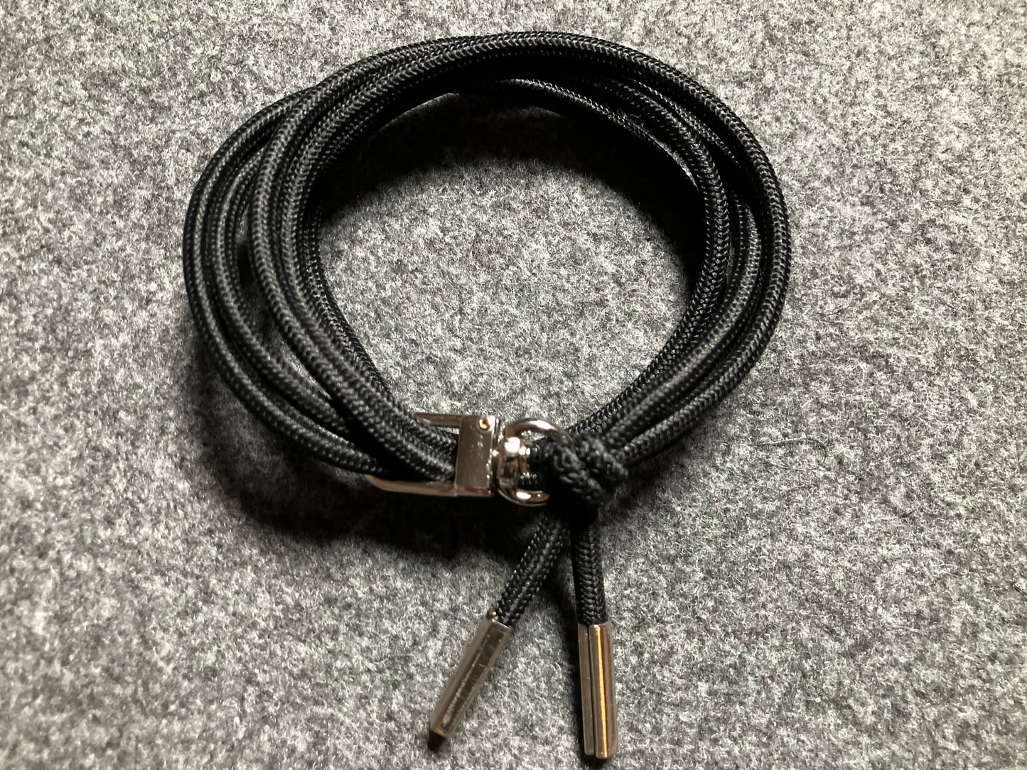 Samsung Case/Holder, Laser Cut & Engraved Full-Grain vegetable-tanned Genuine Leather/microfiber & Black Elastic Rope Crossbody/Necklace/Choker/Bracelet with a Carabiner, and 2 Silver End caps.- KCS53