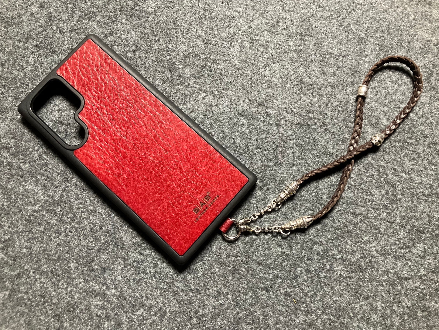 Full-Grain Genuine Leather Laser-cut & engraved Samsung Case/Holder/microfiber & 2 Terminals & 1 Rope Pin, 1 Skull, and 6 Rings, all made of 925 Sterling Silver & Strap/Choker/Bracelet, hand-braided 3-strands Leather, Brown or Black.- KP03S