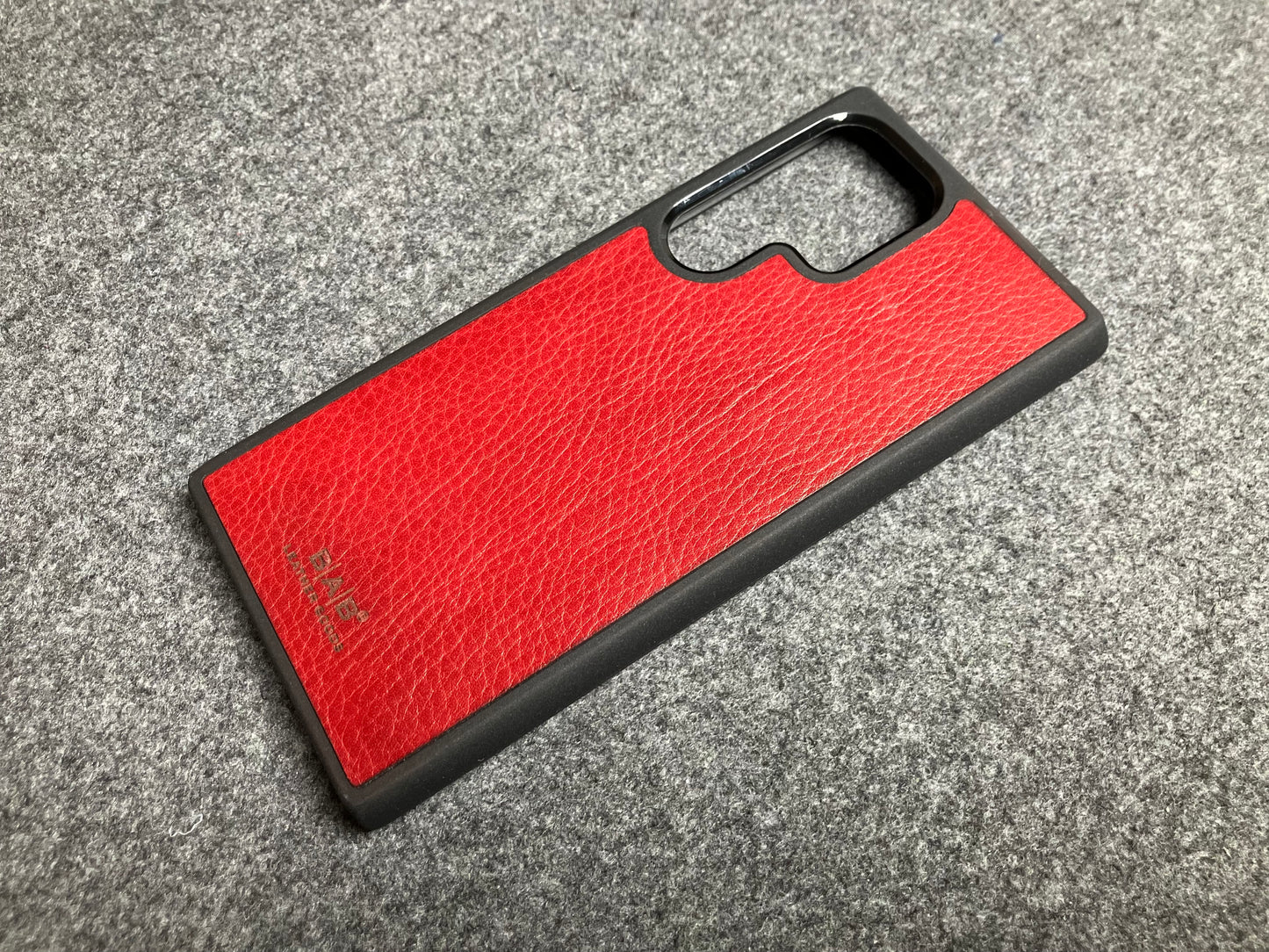 Coque en Cuir Véritable Pleine Fleur pour Samsung, tanné végétal au tanin découpé et gravé au laser/microfibre.- 51
