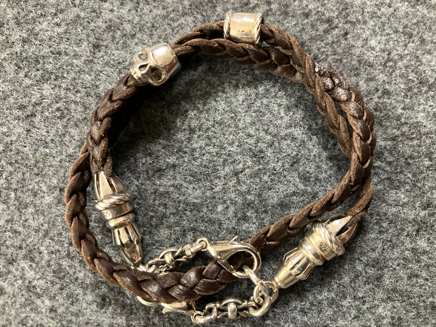 Full-Grain Genuine Leather Laser-cut & engraved Samsung Case/Holder/microfiber & 2 Terminals & 1 Rope Pin, 1 Skull, and 6 Rings, all made of 925 Sterling Silver & Strap/Choker/Bracelet, hand-braided 3-strands Leather, Brown or Black.- KP03S