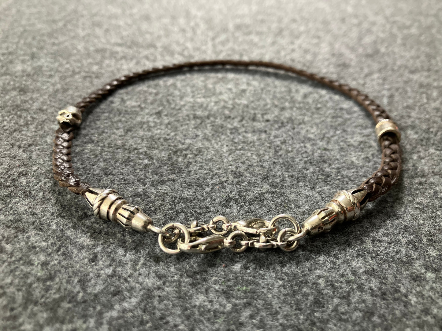 Full-Grain Genuine Leather Laser-cut & engraved Samsung Case/Holder/microfiber & 2 Terminals & 1 Rope Pin, 1 Skull, and 6 Rings, all made of 925 Sterling Silver & Strap/Choker/Bracelet, hand-braided 3-strands Leather, Brown or Black.- KP03S