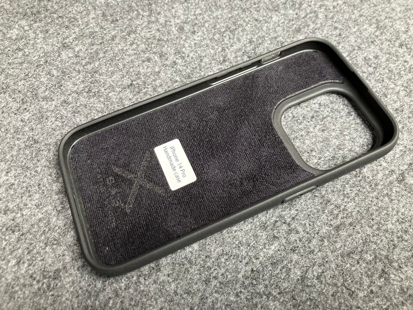Funda con hoja beLEAF® de Alocasia Genuina para Samsung cortada & grabada con láser/microfibra.- 60S
