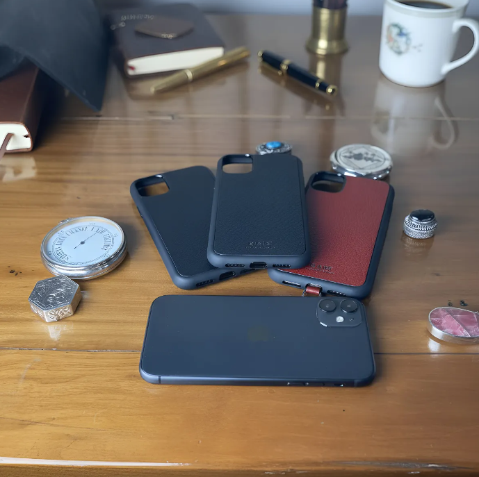 Full-Grain Genuine Leather Case, vegetable-tanned, Laser-Cut and Engraved/Microfiber. - 50