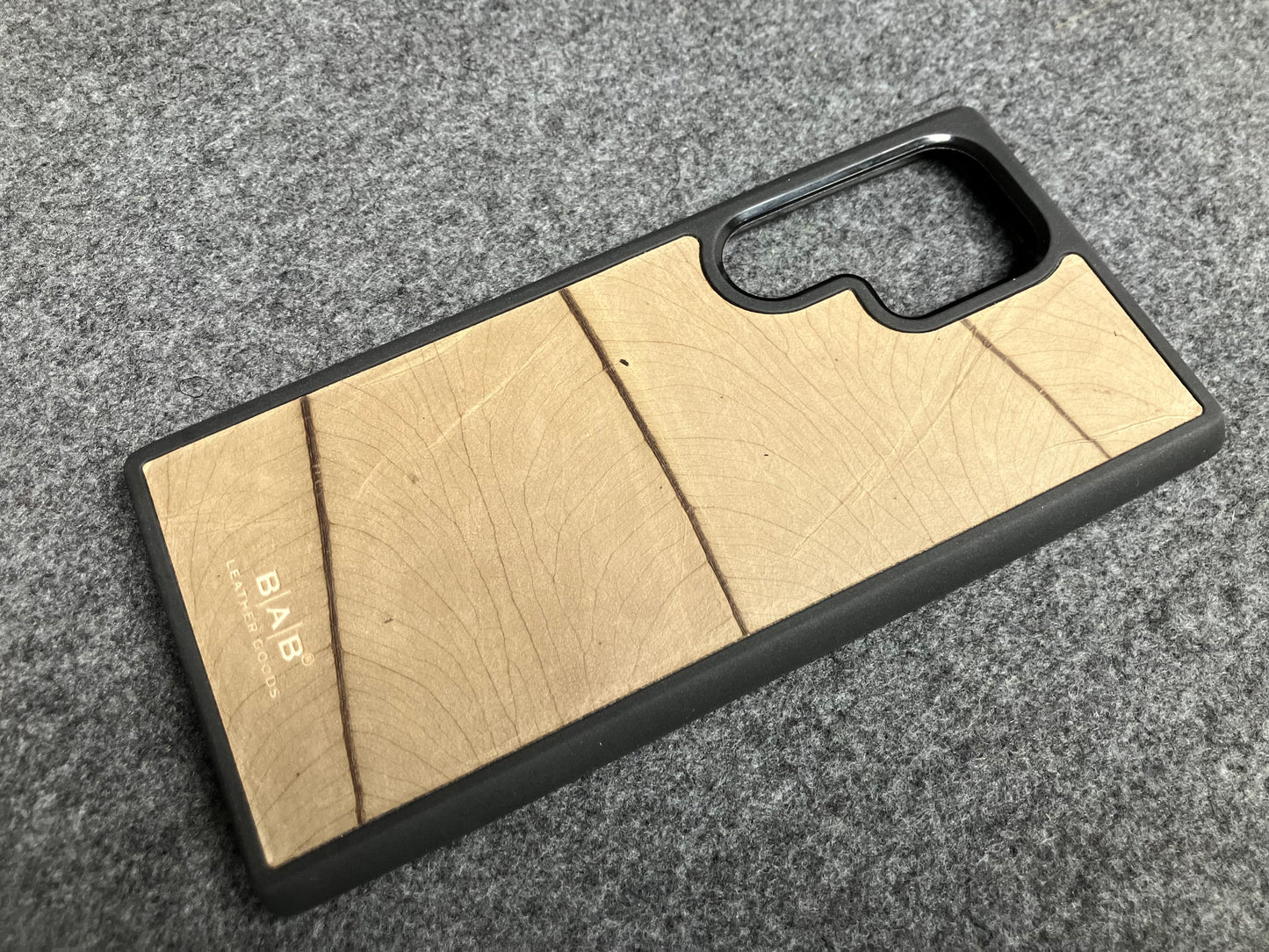 Funda con hoja beLEAF® de Alocasia Genuina para Samsung cortada & grabada con láser/microfibra.- 60S
