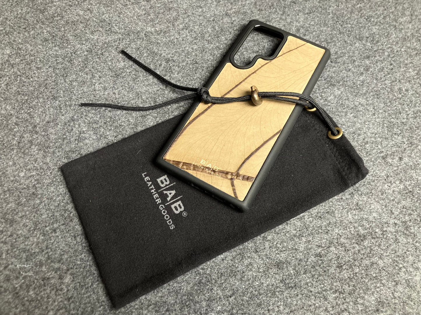 Funda con hoja beLEAF® de Alocasia Genuina para Samsung cortada & grabada con láser/microfibra.- 60S