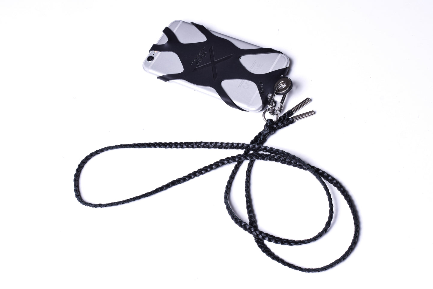 Suporte para celular de Silicone gravado a laser. Crossbody/Colar/Pulseira de Couro Genuíno com 3 fios duplos trançados à mão, Marrom ou Preto com 1 Mosquetão giratório e 2 Terminais prateados.- SC38