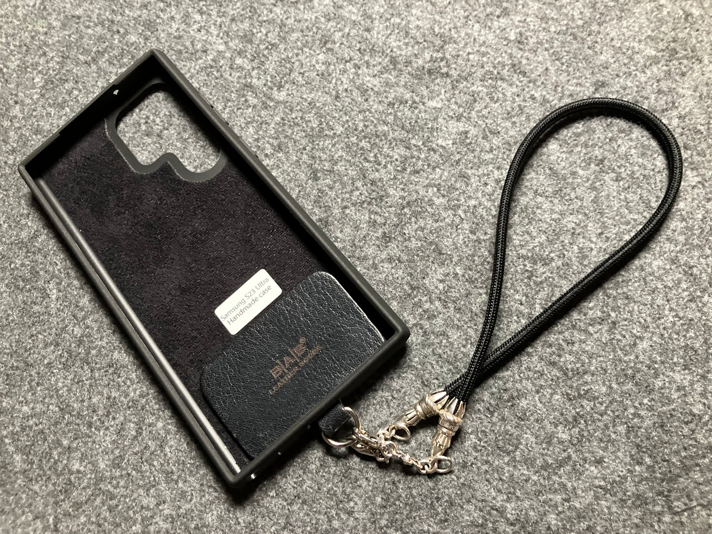 Full-Grain vegetable-tanned Genuine Leather Case/Holder for iPhone/Samsung/microfiber. 2 Rope Ends, 2 Links, and 6 Rings, all made of 925 Sterling Silver & Black Elastic Rope Strap/Choker/Bracelet.- KP40