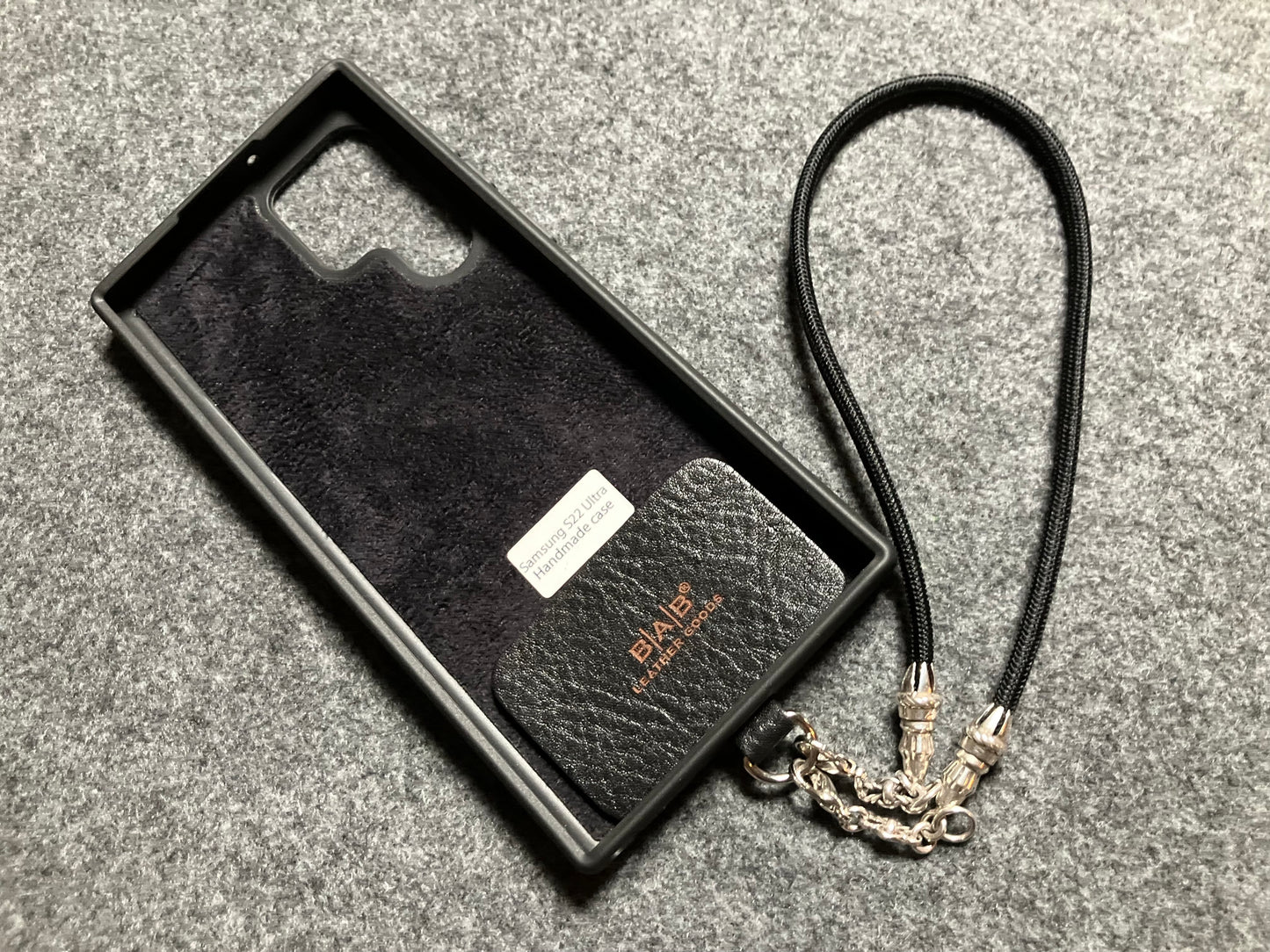 Full-Grain vegetable-tanned Genuine Leather Case/Holder for iPhone/Samsung/microfiber. 2 Rope Ends, 2 Links, and 6 Rings, all made of 925 Sterling Silver & Black Elastic Rope Strap/Choker/Bracelet.- KP40