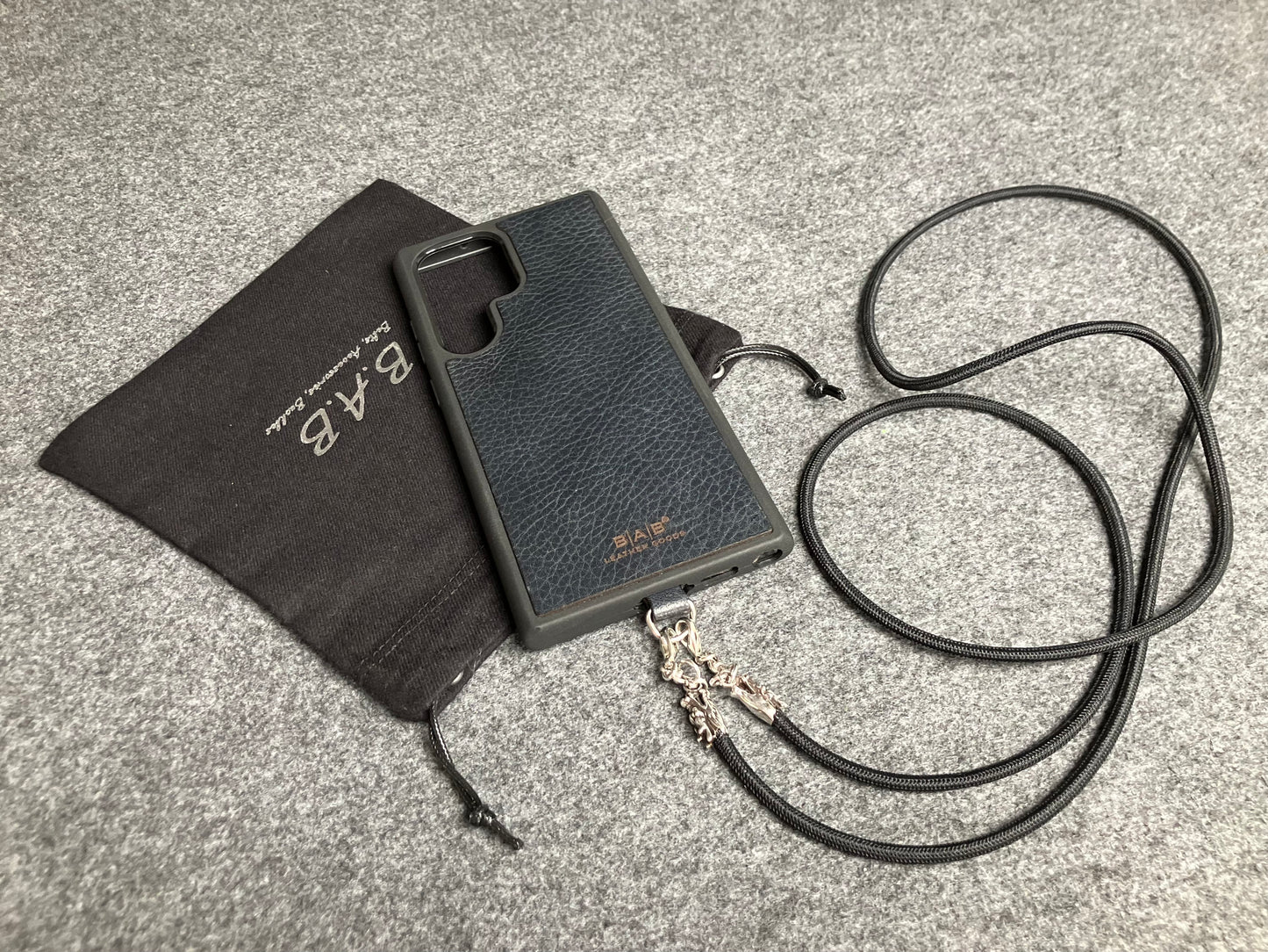 Full-Grain vegetable-tanned Genuine Leather Case/Holder for iPhone/Samsung/microfiber. 2 Dragon Terminals, 2 Links, and 6 Rings, all made of 925 Sterling Silver & Black Elastic Rope Crossbody/Necklace/Choker/Bracelet.- KC09