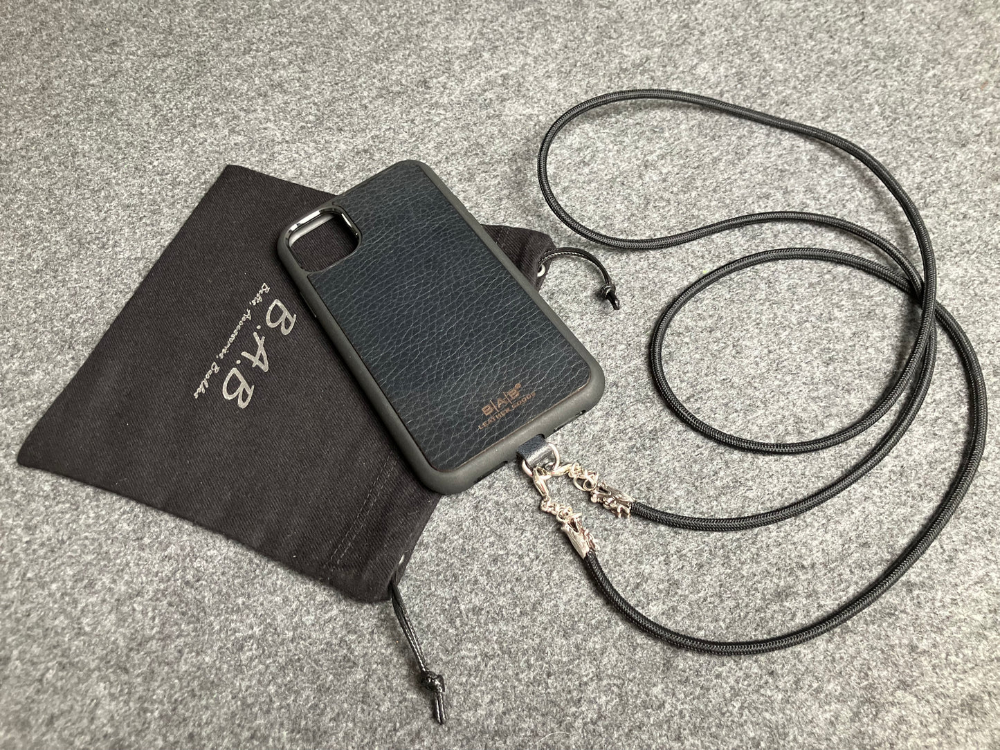 Full-Grain vegetable-tanned Genuine Leather Case/Holder for iPhone/Samsung/microfiber. 2 Dragon Terminals, 2 Links, and 6 Rings, all made of 925 Sterling Silver & Black Elastic Rope Crossbody/Necklace/Choker/Bracelet.- KC09