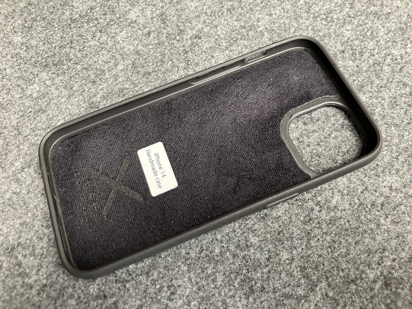 Capa de Couro Genuíno Crocodilo para iPhone/Samsung cortada & gravada a laser/microfibra.- 57
