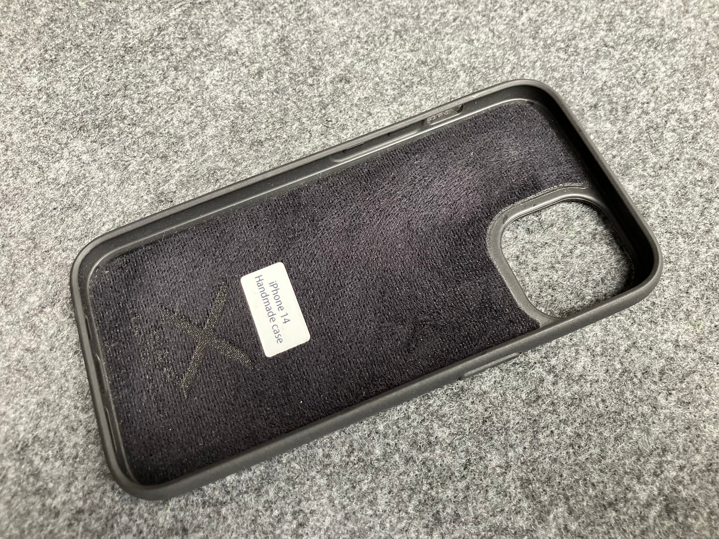 Capa de Couro Genuíno Crocodilo para iPhone/Samsung cortada & gravada a laser/microfibra.- 57