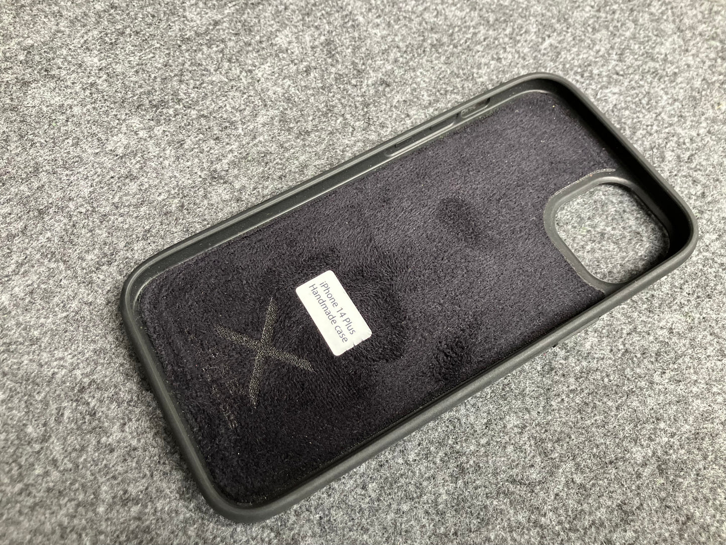 Funda de Cuero Genuino Baby Ostrich para iPhone/Samsung cortada & grabada con láser/microfibra.- 58