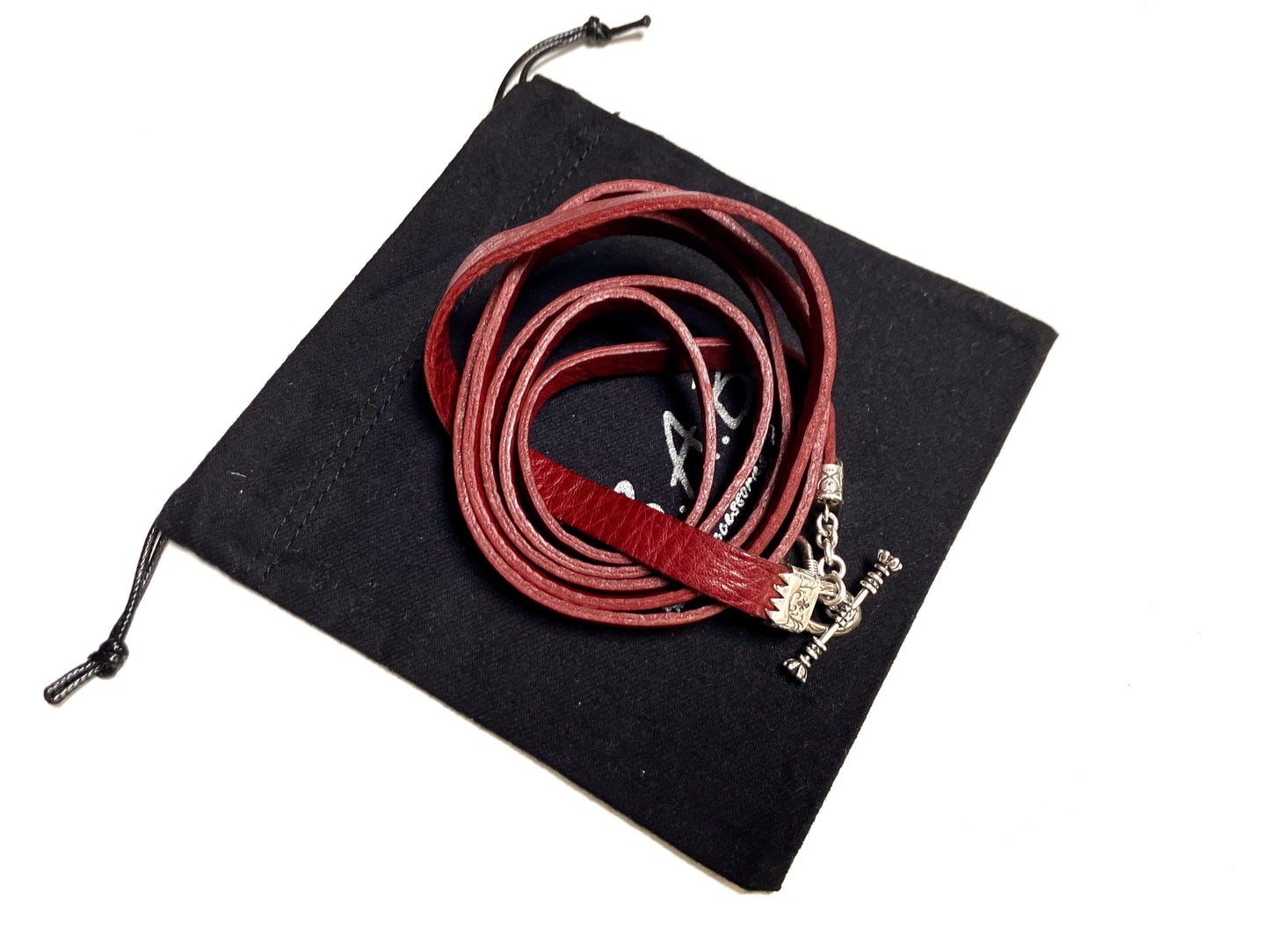 2 Cape Terminals, 1 Cane, 1 S Clasp, and 5 Rings, all made of solid 925 Sterling Silver & Crossbody/Necklace/Bracelet, all made of double Full-Grain vegetable-tanned Genuine Leather, Blue, Red or Black.- CP05