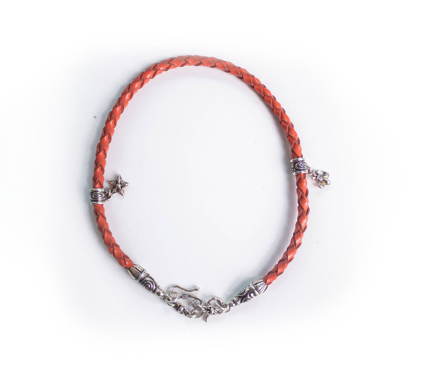 2 Spiral Terminals, 2 Links, 2 S-Clasps, 2 Pendant Pins, and 8 Rings, all made of solid 925 Sterling Silver & Genuine Leather Strap/Choker/Bracelet with 4 hand-braided strands.- PP02