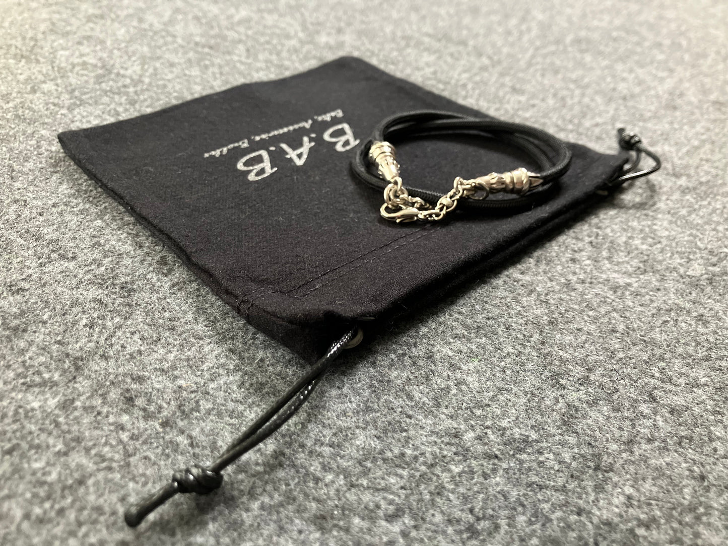 Full-Grain vegetable-tanned Genuine Leather Case/Holder for iPhone/Samsung/microfiber. 2 Rope Ends, 2 Links, and 6 Rings, all made of 925 Sterling Silver & Black Elastic Rope Strap/Choker/Bracelet.- KP40