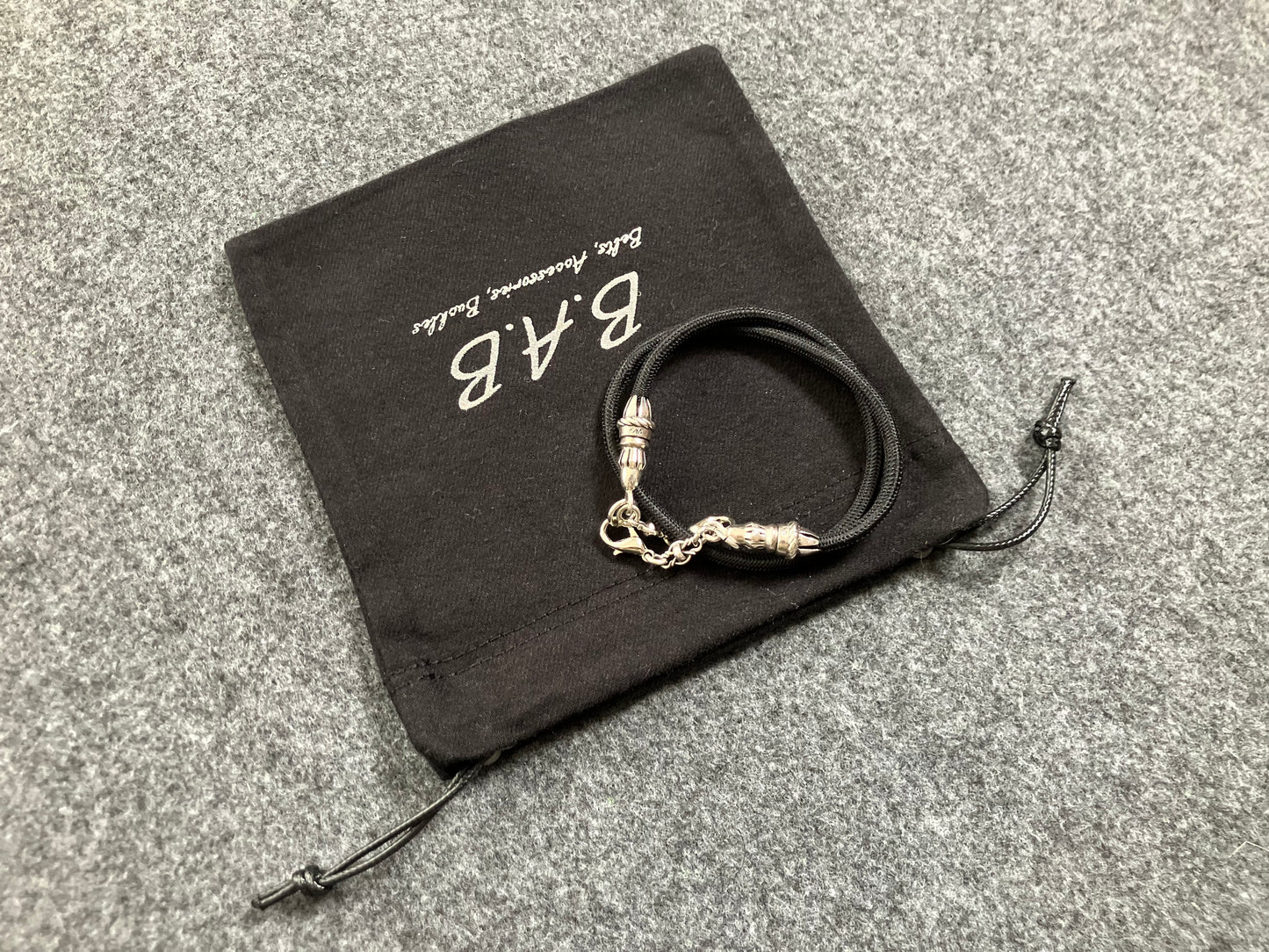 Full-Grain vegetable-tanned Genuine Leather Case/Holder for iPhone/Samsung/microfiber. 2 Rope Ends, 2 Links, and 6 Rings, all made of 925 Sterling Silver & Black Elastic Rope Strap/Choker/Bracelet.- KP40