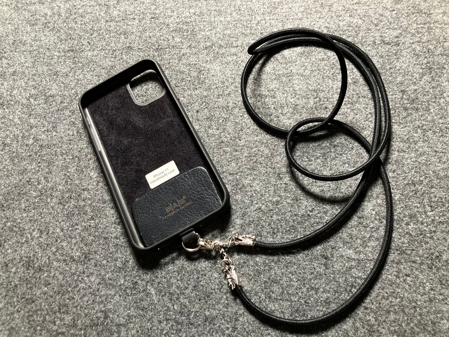 Full-Grain vegetable-tanned Genuine Leather Case/Holder for iPhone/Samsung/microfiber. 2 Dragon Terminals, 2 Links, and 6 Rings, all made of 925 Sterling Silver & Black Elastic Rope Crossbody/Necklace/Choker/Bracelet.- KC09