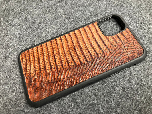 Funda para iPhone/Samsung de Cuero Genuino Iguana cortado y grabado con láser.- 59