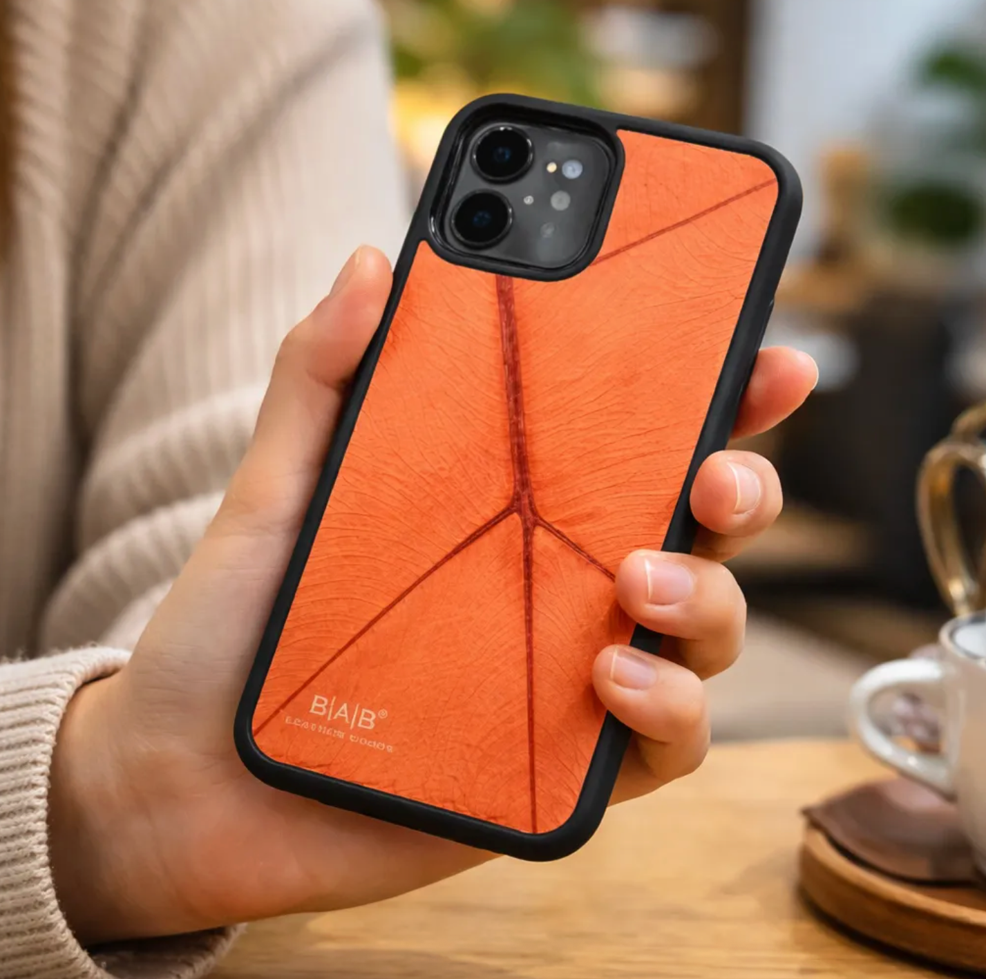 Coque beLEAF® en Véritable feuille d'Alocasia pour iPhone découpée & gravée au laser/Microfibre-60i