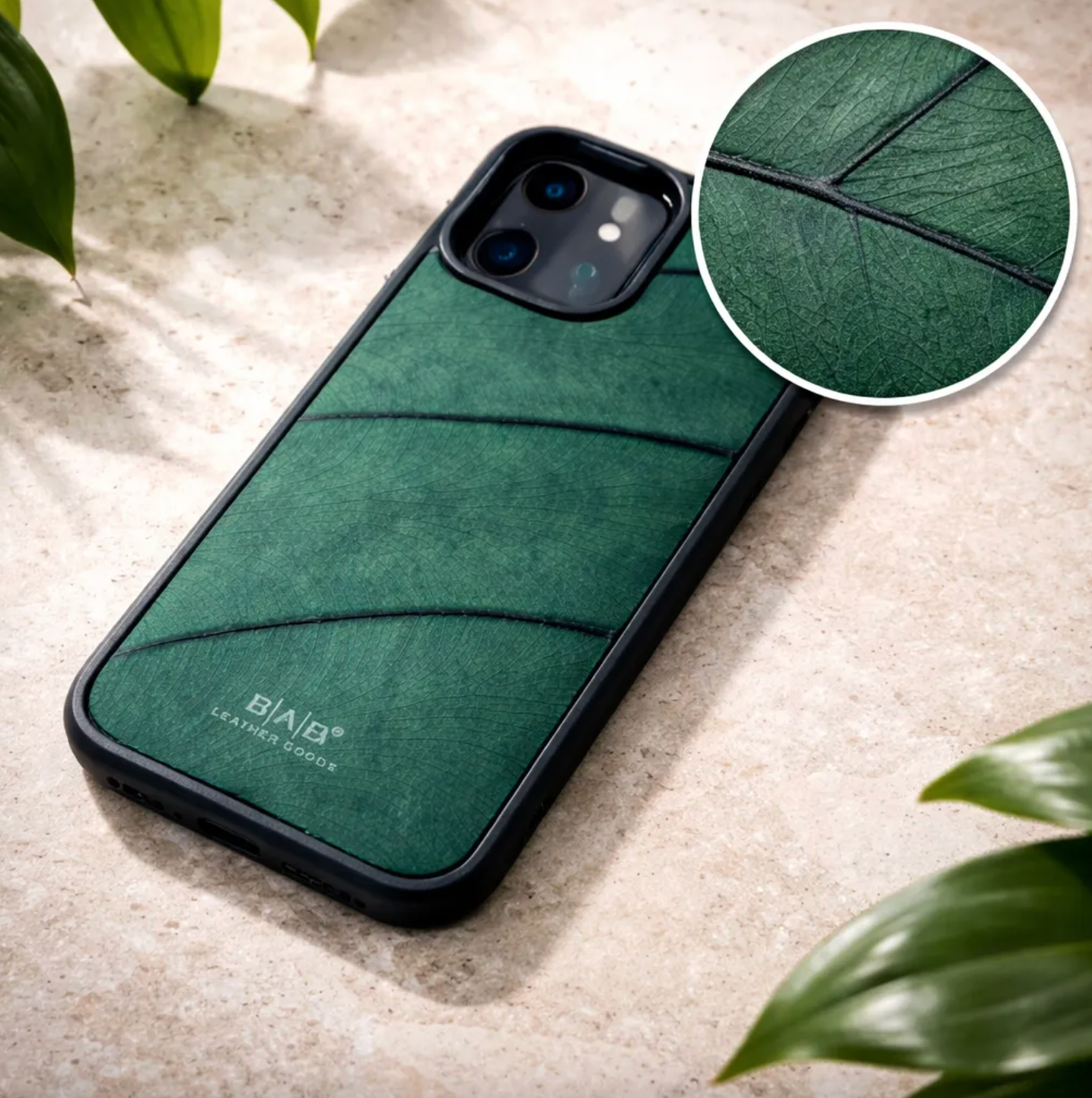 Coque beLEAF® en Véritable feuille d'Alocasia pour iPhone découpée & gravée au laser/Microfibre-60i