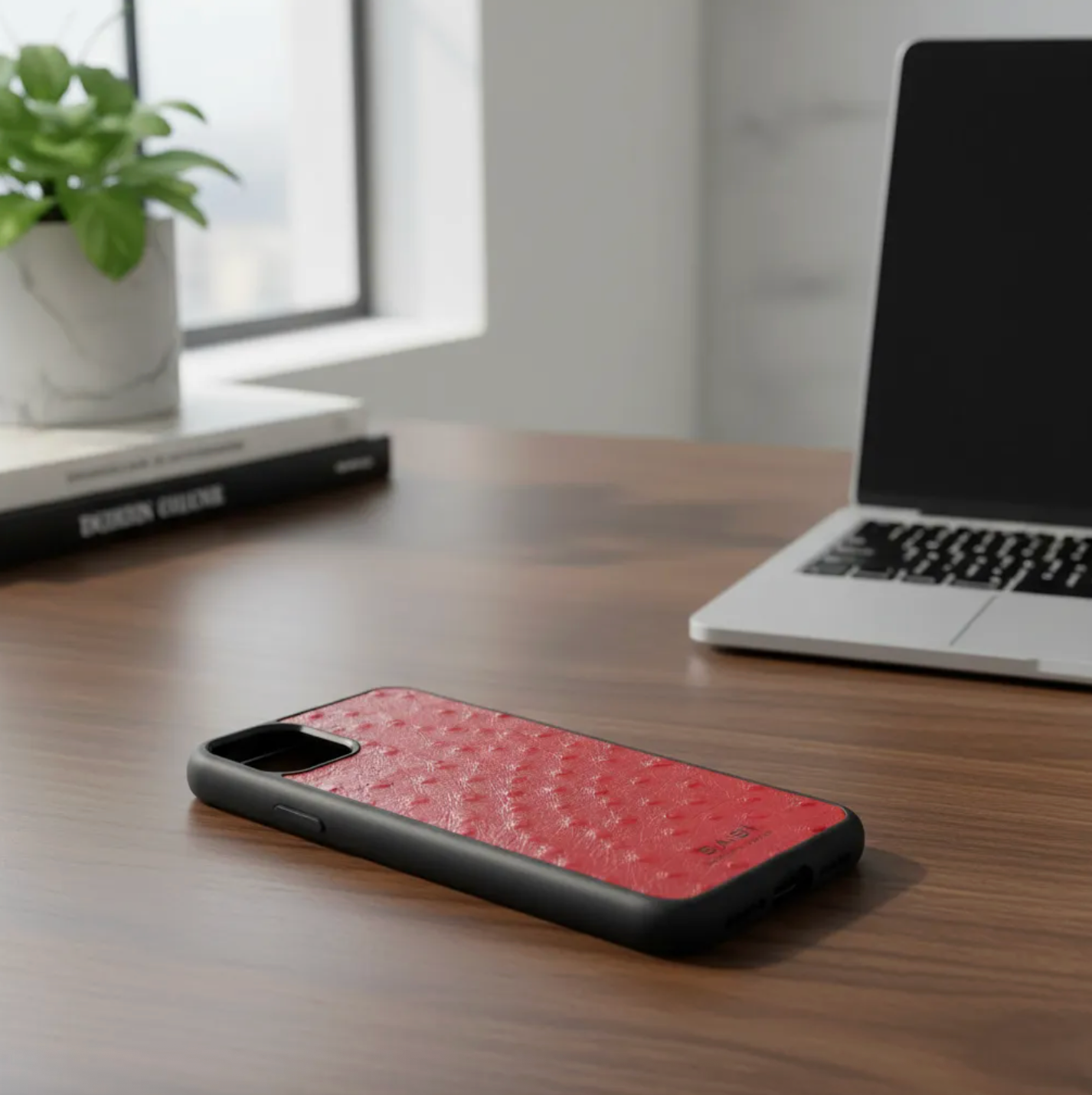 Coque en cuir Véritable de d’autruche pour iPhone découpée & gravée au laser/microfibre-58