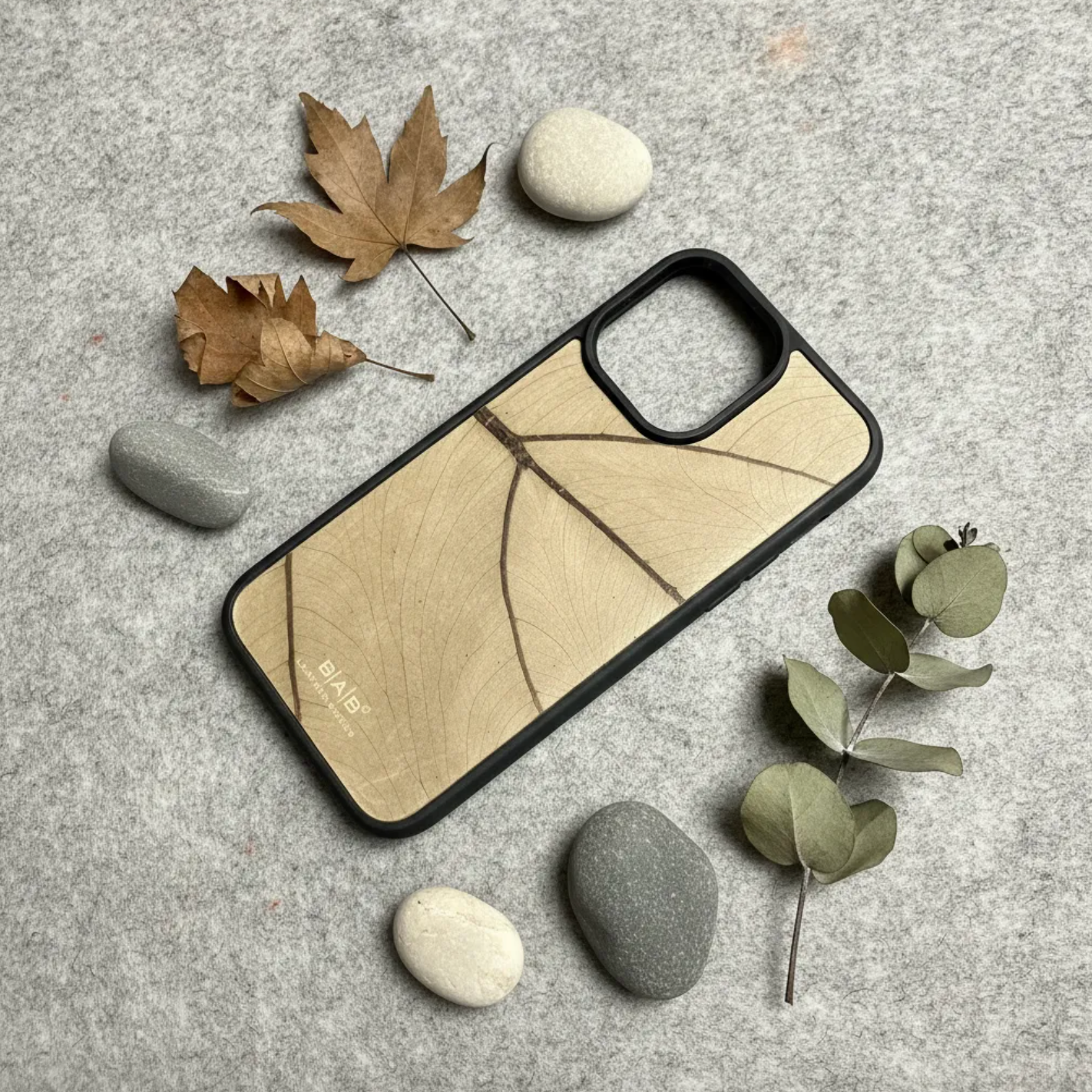 Coque beLEAF® en Véritable feuille d'Alocasia pour iPhone découpée & gravée au laser/Microfibre-60i