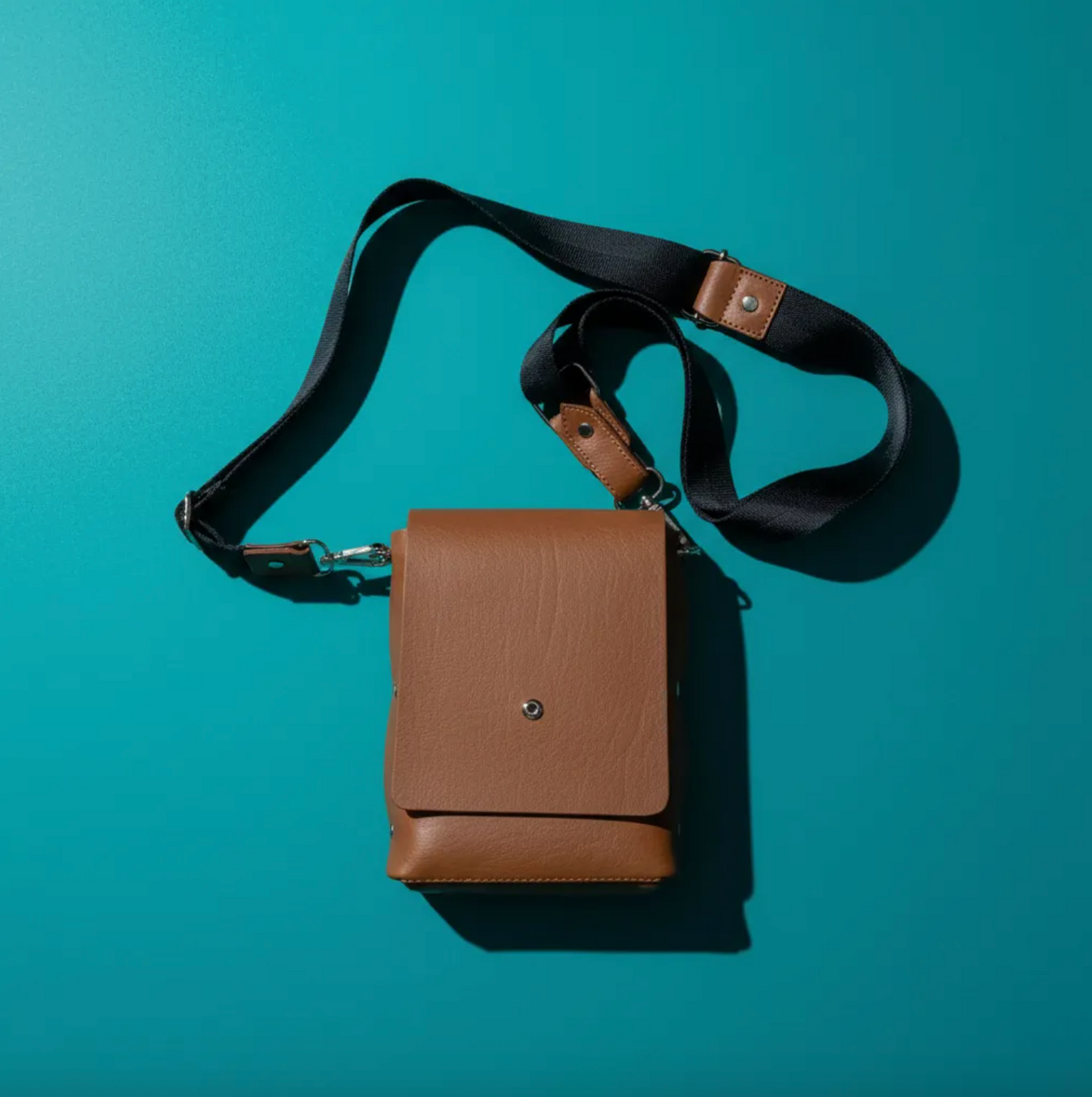 Bandolera / Portacelular / Crossbody Correa Negra.- 751