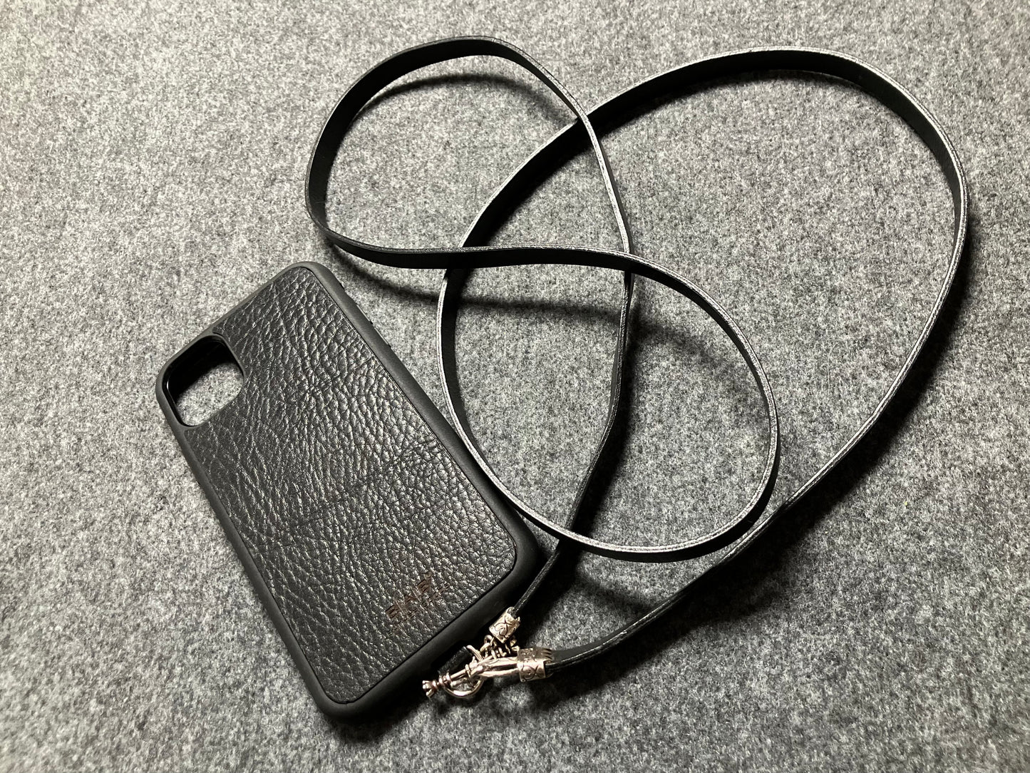 iPhone/Samsung Case/Holder/Crossbody/Necklace/Bracelet Kit made of Full-Grain Genuine Vegetable-Tanned Leather & 925 Sterling Silver.- P05B