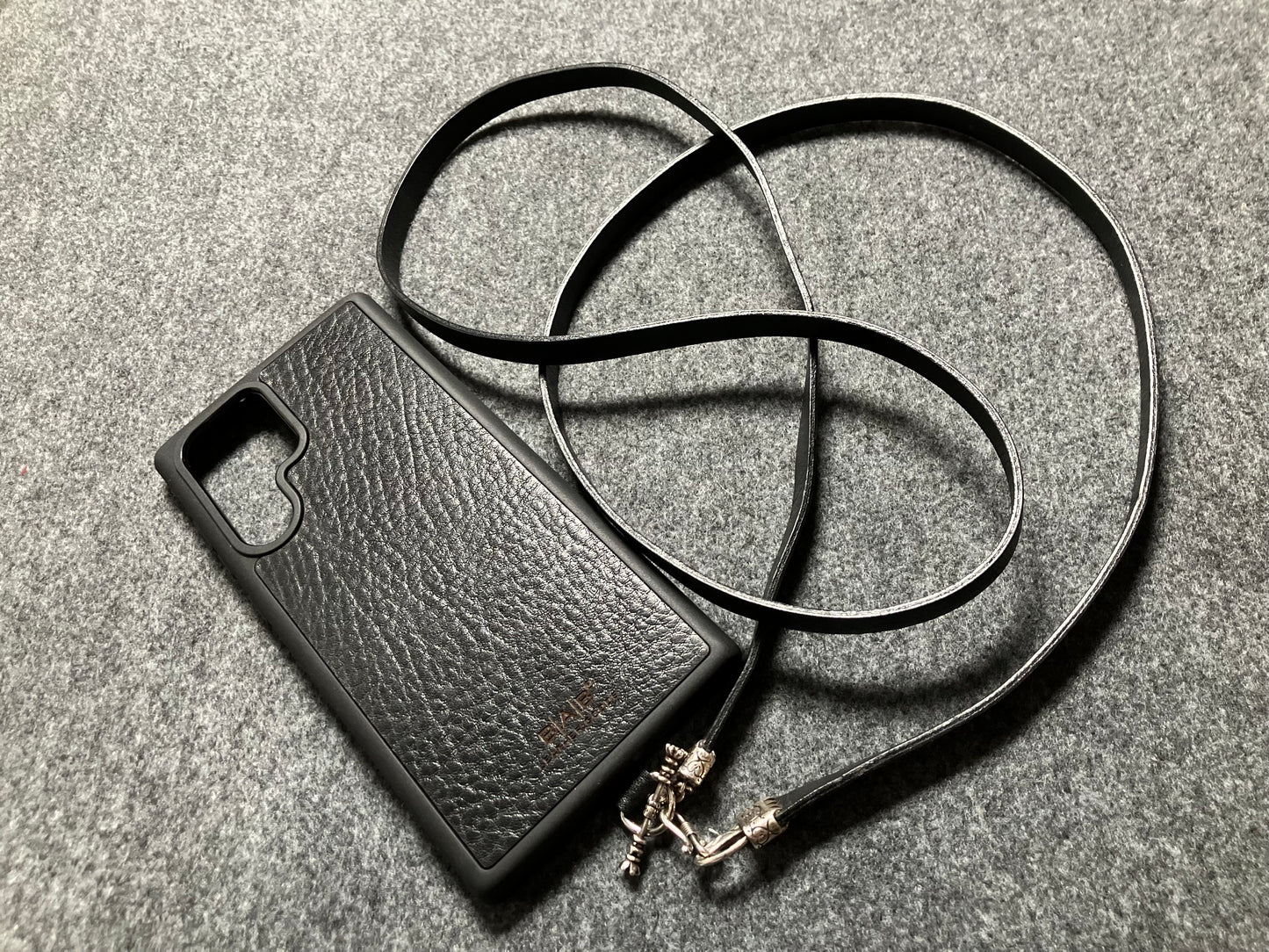 iPhone/Samsung Case/Holder/Crossbody/Necklace/Bracelet Kit made of Full-Grain Genuine Vegetable-Tanned Leather & 925 Sterling Silver.- P05B