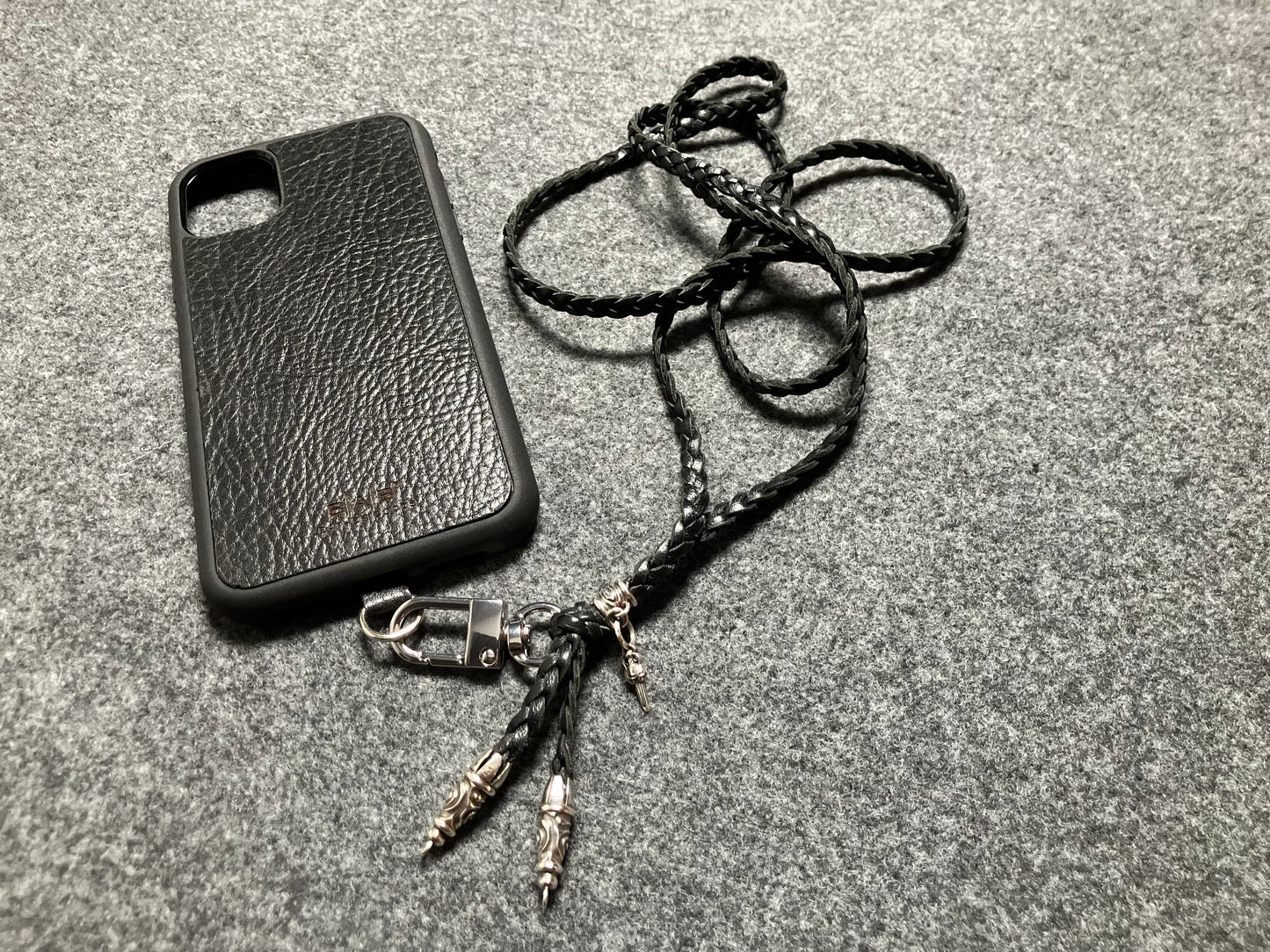 iPhone/Samsung Case/Holder/Crossbody/Necklace/Bracelet Kit made of Full-Grain Vegetable-Tanned Genuine Leather & 925 Sterling Silver Dagger.- P32