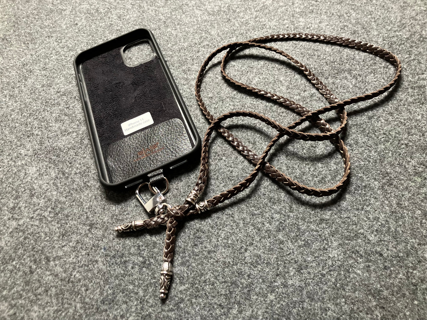 iPhone/Samsung Case/Holder/Crossbody/Necklace/Bracelet Kit made of Full-Grain Genuine Vegetable-Tanned Leather & 2 925 Sterling Silver Spiral Loops.- P43