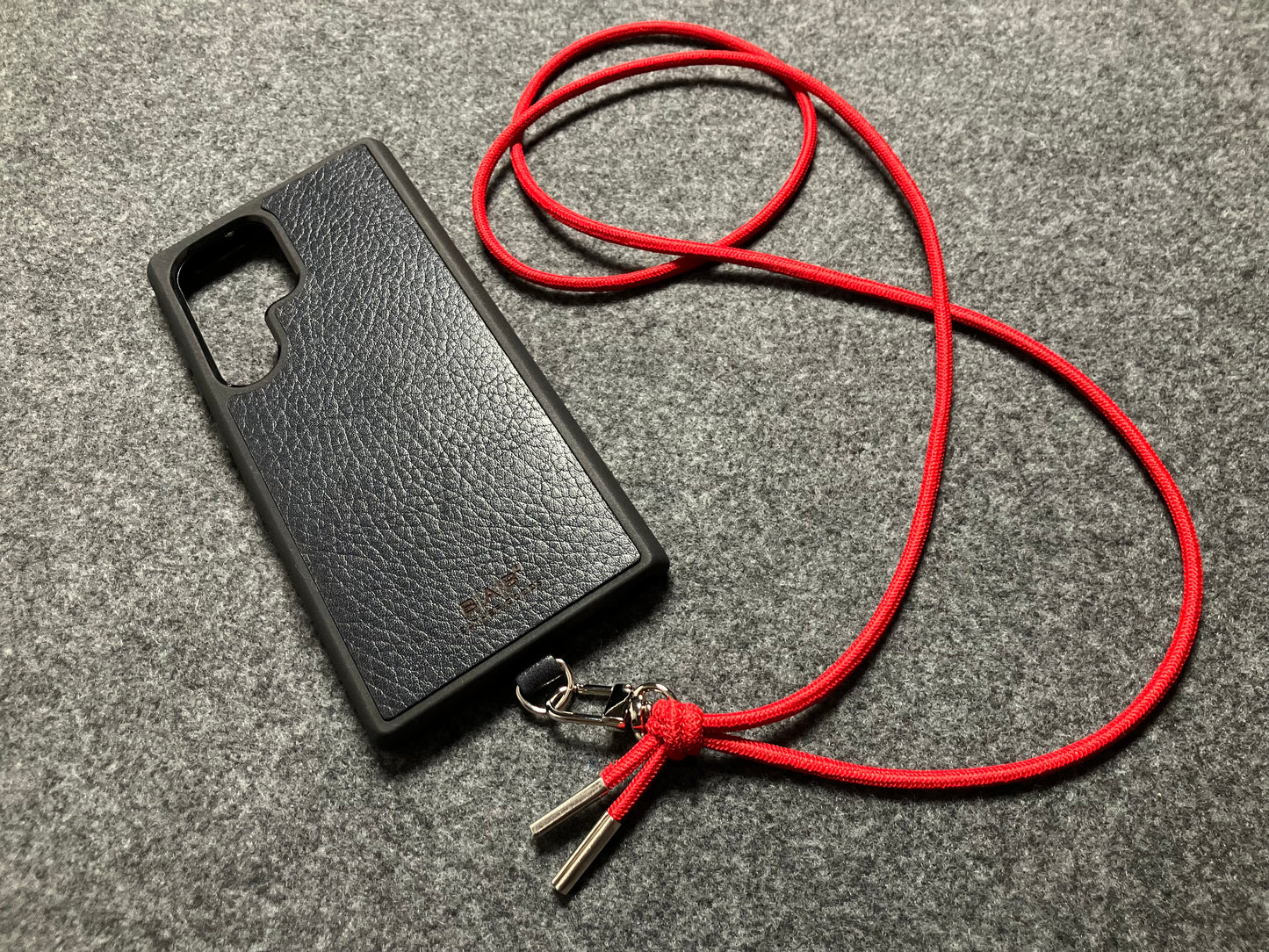 Laser-cut and engraved Full-Grain Genuine Vegetable Tanned Leather iPhone/Samsung Case Universal/Holder Kit & Elastic Cord Crossbody/Necklace/Bracelet.- P40