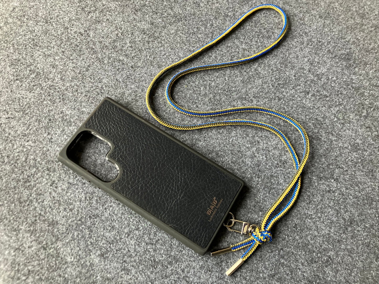 Laser-cut and engraved Full-Grain Genuine Vegetable Tanned Leather iPhone/Samsung Case Universal/Holder Kit & Elastic Cord Crossbody/Necklace/Bracelet.- P40