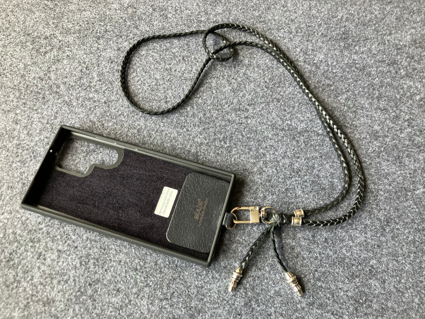 iPhone/Samsung Case/Holder/Crossbody/Necklace/Bracelet Kit made of Full-Grain Genuine Vegetable-Tanned Leather & 2 925 Sterling Silver Cord Loops.- P42