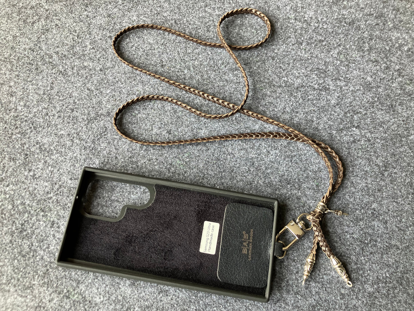 iPhone/Samsung Case/Holder/Crossbody/Necklace/Bracelet Kit made of Full-Grain Vegetable-Tanned Genuine Leather & 925 Sterling Silver Dagger.- P32